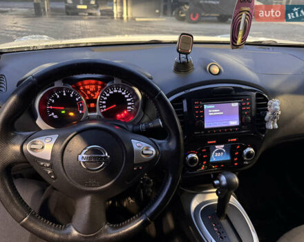 Белый Ниссан Жук, объемом двигателя 1.6 л и пробегом 165 тыс. км за 10700 $, фото 12 на Automoto.ua