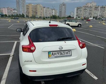 Белый Ниссан Жук, объемом двигателя 1.6 л и пробегом 53 тыс. км за 12999 $, фото 3 на Automoto.ua