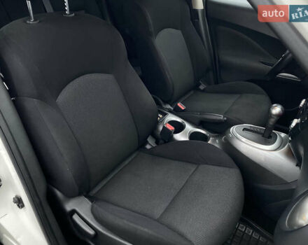 Белый Ниссан Жук, объемом двигателя 1.6 л и пробегом 85 тыс. км за 9800 $, фото 18 на Automoto.ua