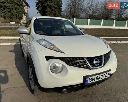 Белый Ниссан Жук, объемом двигателя 1.5 л и пробегом 240 тыс. км за 8990 $, фото 2 на Automoto.ua