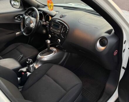 Белый Ниссан Жук, объемом двигателя 1.6 л и пробегом 132 тыс. км за 10200 $, фото 12 на Automoto.ua