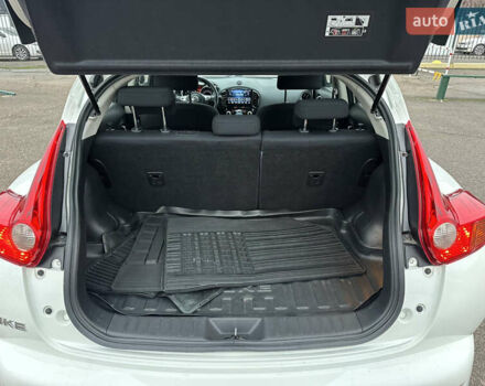 Белый Ниссан Жук, объемом двигателя 1.6 л и пробегом 159 тыс. км за 9700 $, фото 15 на Automoto.ua