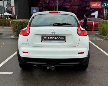 Белый Ниссан Жук, объемом двигателя 1.6 л и пробегом 175 тыс. км за 12490 $, фото 6 на Automoto.ua