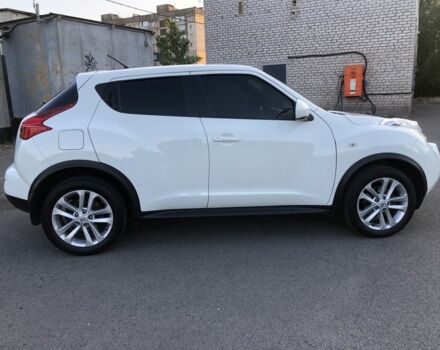 Белый Ниссан Жук, объемом двигателя 1.6 л и пробегом 112 тыс. км за 10000 $, фото 8 на Automoto.ua