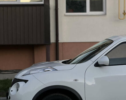 Белый Ниссан Жук, объемом двигателя 1.6 л и пробегом 77 тыс. км за 11500 $, фото 8 на Automoto.ua