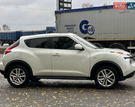 Белый Ниссан Жук, объемом двигателя 1.6 л и пробегом 255 тыс. км за 8999 $, фото 6 на Automoto.ua