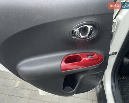 Белый Ниссан Жук, объемом двигателя 1.6 л и пробегом 93 тыс. км за 10399 $, фото 29 на Automoto.ua