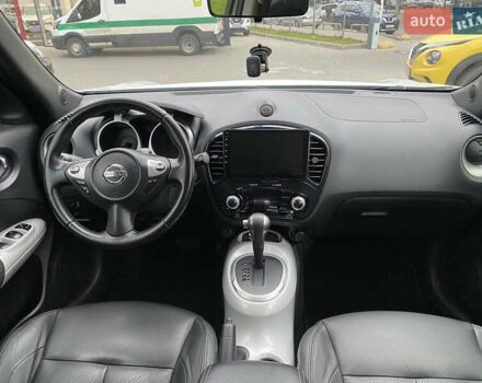 Белый Ниссан Жук, объемом двигателя 1.6 л и пробегом 138 тыс. км за 10500 $, фото 20 на Automoto.ua