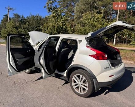 Белый Ниссан Жук, объемом двигателя 1.62 л и пробегом 208 тыс. км за 10500 $, фото 6 на Automoto.ua