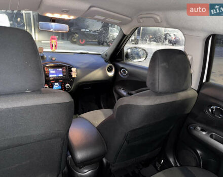 Белый Ниссан Жук, объемом двигателя 1.6 л и пробегом 165 тыс. км за 10700 $, фото 7 на Automoto.ua