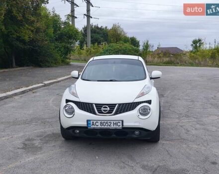Белый Ниссан Жук, объемом двигателя 1.6 л и пробегом 207 тыс. км за 9800 $, фото 4 на Automoto.ua