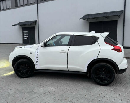 Белый Ниссан Жук, объемом двигателя 1.5 л и пробегом 195 тыс. км за 9500 $, фото 3 на Automoto.ua