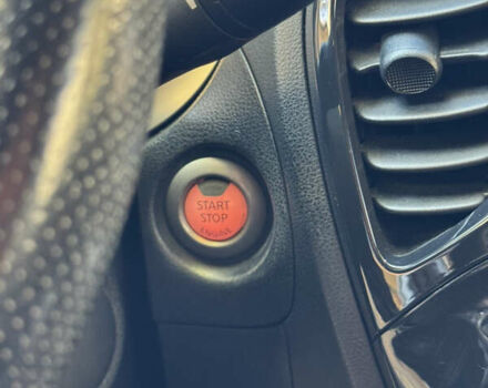 Белый Ниссан Жук, объемом двигателя 1.62 л и пробегом 126 тыс. км за 10999 $, фото 34 на Automoto.ua