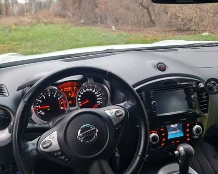 Белый Ниссан Жук, объемом двигателя 1.6 л и пробегом 140 тыс. км за 10500 $, фото 5 на Automoto.ua