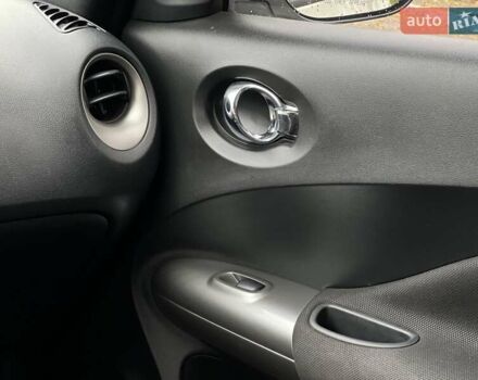 Белый Ниссан Жук, объемом двигателя 1.6 л и пробегом 255 тыс. км за 8999 $, фото 31 на Automoto.ua