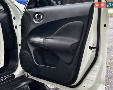 Белый Ниссан Жук, объемом двигателя 1.6 л и пробегом 255 тыс. км за 8999 $, фото 51 на Automoto.ua