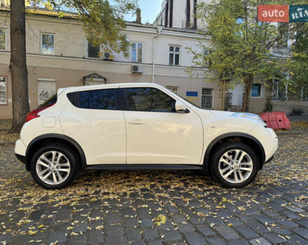 Белый Ниссан Жук, объемом двигателя 1.62 л и пробегом 126 тыс. км за 10999 $, фото 6 на Automoto.ua