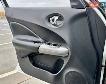 Белый Ниссан Жук, объемом двигателя 1.6 л и пробегом 115 тыс. км за 9900 $, фото 30 на Automoto.ua