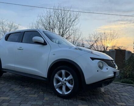 Белый Ниссан Жук, объемом двигателя 1.6 л и пробегом 157 тыс. км за 9000 $, фото 1 на Automoto.ua