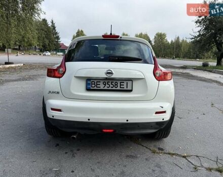 Белый Ниссан Жук, объемом двигателя 1.6 л и пробегом 175 тыс. км за 9000 $, фото 5 на Automoto.ua