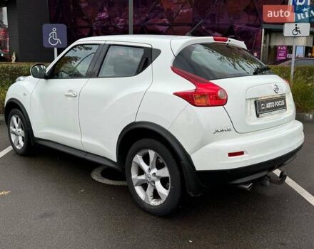 Белый Ниссан Жук, объемом двигателя 1.6 л и пробегом 175 тыс. км за 12490 $, фото 4 на Automoto.ua