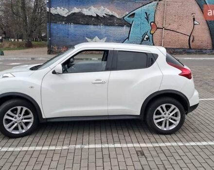 Белый Ниссан Жук, объемом двигателя 1.5 л и пробегом 237 тыс. км за 9650 $, фото 3 на Automoto.ua