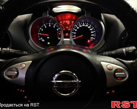 Белый Ниссан Жук, объемом двигателя 1.6 л и пробегом 141 тыс. км за 10900 $, фото 13 на Automoto.ua