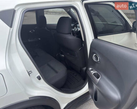 Белый Ниссан Жук, объемом двигателя 1.6 л и пробегом 75 тыс. км за 8900 $, фото 8 на Automoto.ua