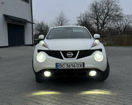 Белый Ниссан Жук, объемом двигателя 1.5 л и пробегом 195 тыс. км за 9500 $, фото 14 на Automoto.ua