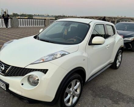 Белый Ниссан Жук, объемом двигателя 1.6 л и пробегом 132 тыс. км за 10200 $, фото 2 на Automoto.ua