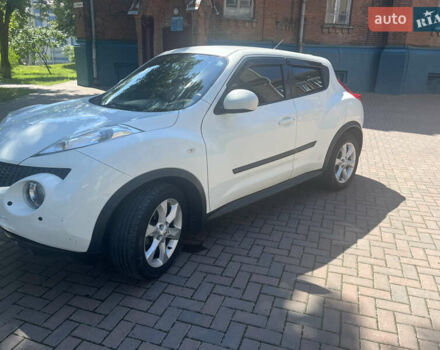 Білий Ніссан Жук, об'ємом двигуна 1.6 л та пробігом 55 тис. км за 10700 $, фото 4 на Automoto.ua
