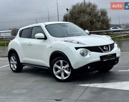 Белый Ниссан Жук, объемом двигателя 1.6 л и пробегом 115 тыс. км за 9900 $, фото 6 на Automoto.ua