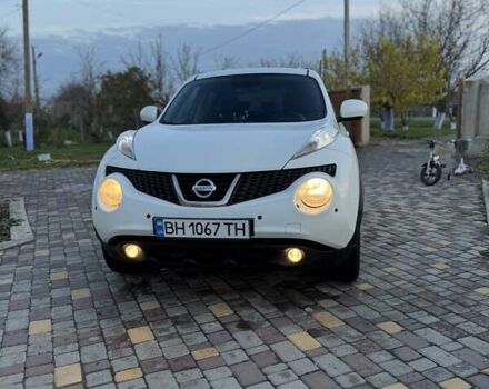 Белый Ниссан Жук, объемом двигателя 1.6 л и пробегом 157 тыс. км за 9000 $, фото 12 на Automoto.ua