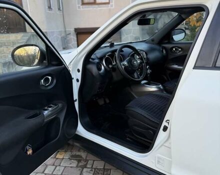 Белый Ниссан Жук, объемом двигателя 1.6 л и пробегом 157 тыс. км за 9000 $, фото 15 на Automoto.ua