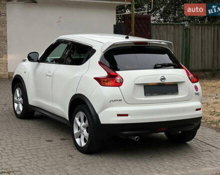 Белый Ниссан Жук, объемом двигателя 1.6 л и пробегом 88 тыс. км за 8900 $, фото 8 на Automoto.ua