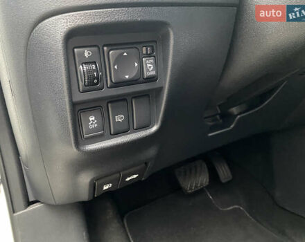 Белый Ниссан Жук, объемом двигателя 1.6 л и пробегом 138 тыс. км за 10500 $, фото 21 на Automoto.ua