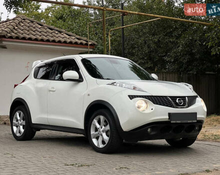 Белый Ниссан Жук, объемом двигателя 1.6 л и пробегом 88 тыс. км за 8900 $, фото 1 на Automoto.ua