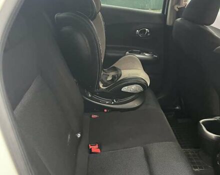 Белый Ниссан Жук, объемом двигателя 1.6 л и пробегом 85 тыс. км за 10500 $, фото 3 на Automoto.ua