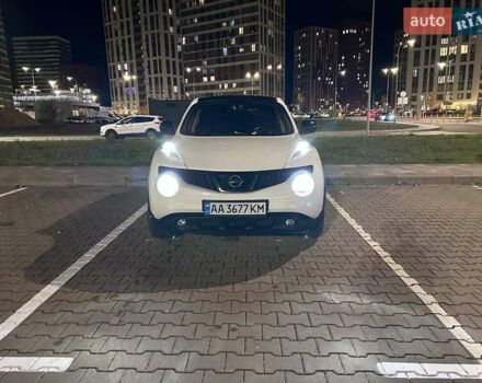 Білий Ніссан Жук, об'ємом двигуна 1.6 л та пробігом 105 тис. км за 10000 $, фото 4 на Automoto.ua