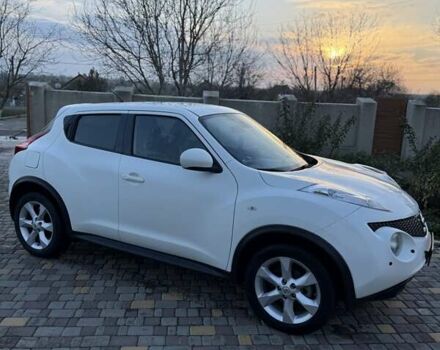 Белый Ниссан Жук, объемом двигателя 1.6 л и пробегом 157 тыс. км за 9000 $, фото 5 на Automoto.ua