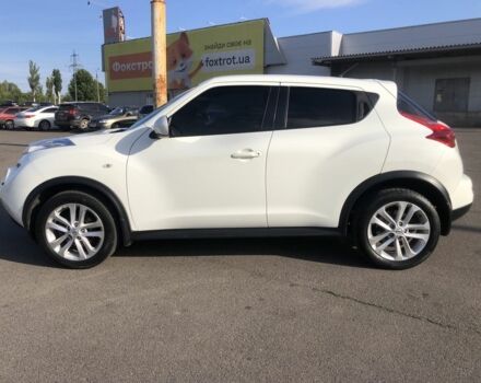 Белый Ниссан Жук, объемом двигателя 1.6 л и пробегом 112 тыс. км за 10000 $, фото 1 на Automoto.ua