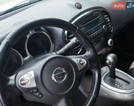 Белый Ниссан Жук, объемом двигателя 1.6 л и пробегом 207 тыс. км за 9800 $, фото 5 на Automoto.ua