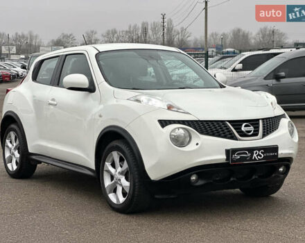 Белый Ниссан Жук, объемом двигателя 1.6 л и пробегом 159 тыс. км за 9700 $, фото 3 на Automoto.ua