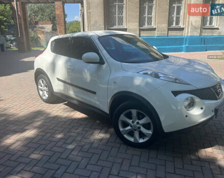 Білий Ніссан Жук, об'ємом двигуна 1.6 л та пробігом 55 тис. км за 10700 $, фото 3 на Automoto.ua