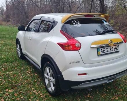 Белый Ниссан Жук, объемом двигателя 1.6 л и пробегом 140 тыс. км за 10500 $, фото 2 на Automoto.ua