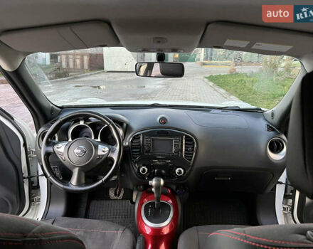 Белый Ниссан Жук, объемом двигателя 1.6 л и пробегом 77 тыс. км за 11500 $, фото 15 на Automoto.ua