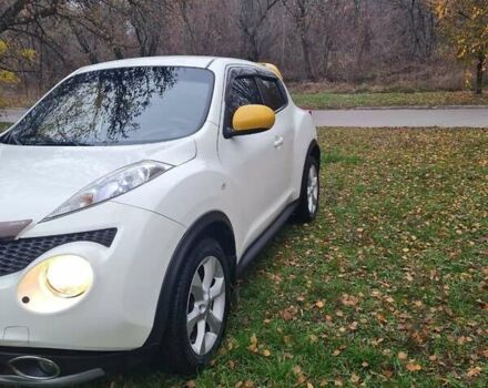 Белый Ниссан Жук, объемом двигателя 1.6 л и пробегом 140 тыс. км за 10500 $, фото 1 на Automoto.ua