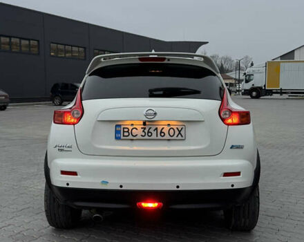 Белый Ниссан Жук, объемом двигателя 1.5 л и пробегом 195 тыс. км за 9500 $, фото 6 на Automoto.ua