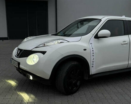 Белый Ниссан Жук, объемом двигателя 1.5 л и пробегом 195 тыс. км за 9500 $, фото 2 на Automoto.ua