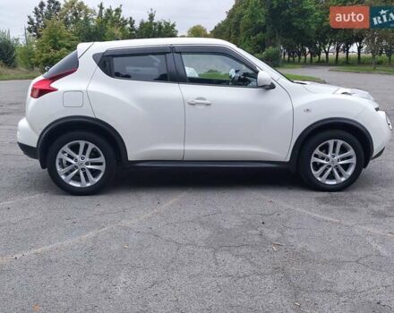 Белый Ниссан Жук, объемом двигателя 1.6 л и пробегом 207 тыс. км за 9800 $, фото 1 на Automoto.ua